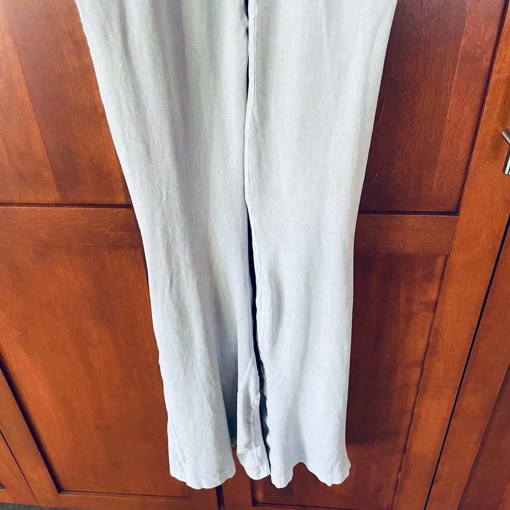 Free People Movement Good Karma Flared Onesie Ice Grey Size XS/Small NEW - Picture 5 of 8